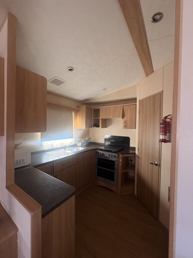 Cocina equipada del bungalow 3 habitaciones en Cantabria