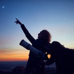 Ver las estrellas en Loredo durante una noche despejada en Cantabria