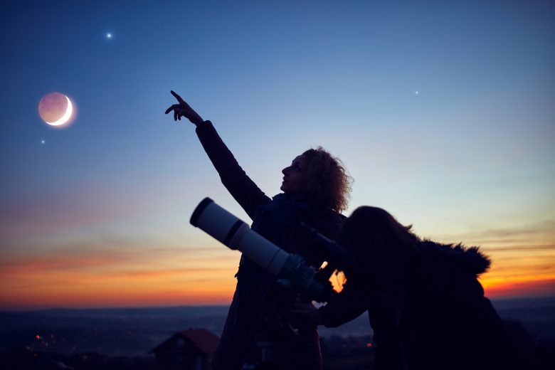 Ver las estrellas en Loredo durante una noche despejada en Cantabria